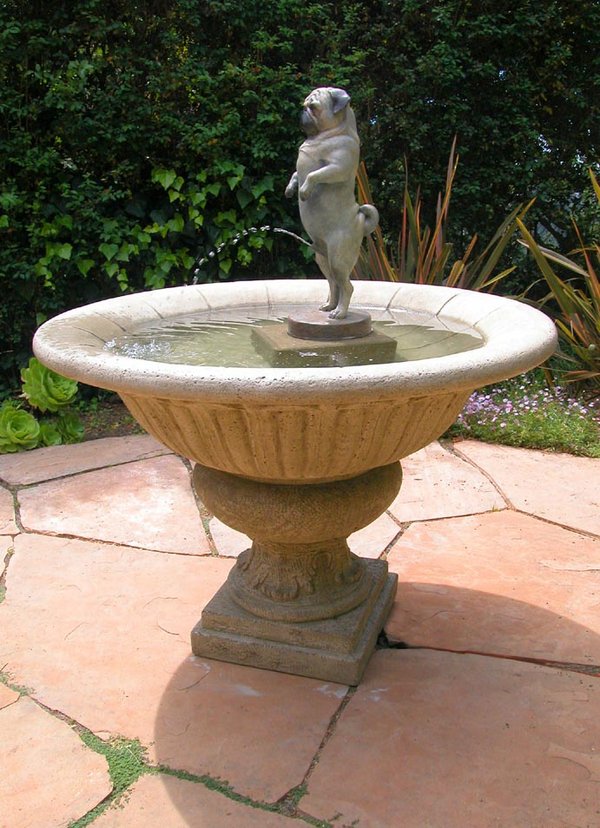 pug_fountain